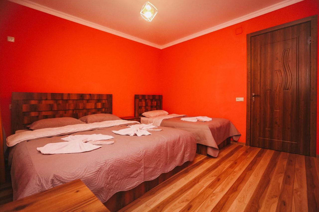 Bebo Babu Guest House Kutaisi Eksteriør bilde
